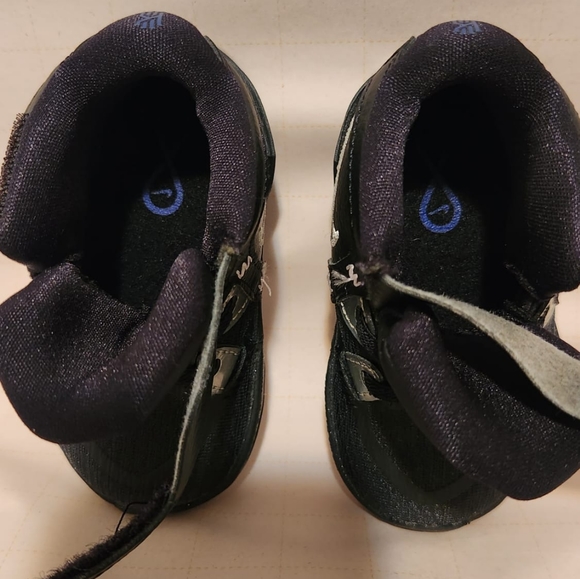 Toddler Kyrie - Picture 6 of 6